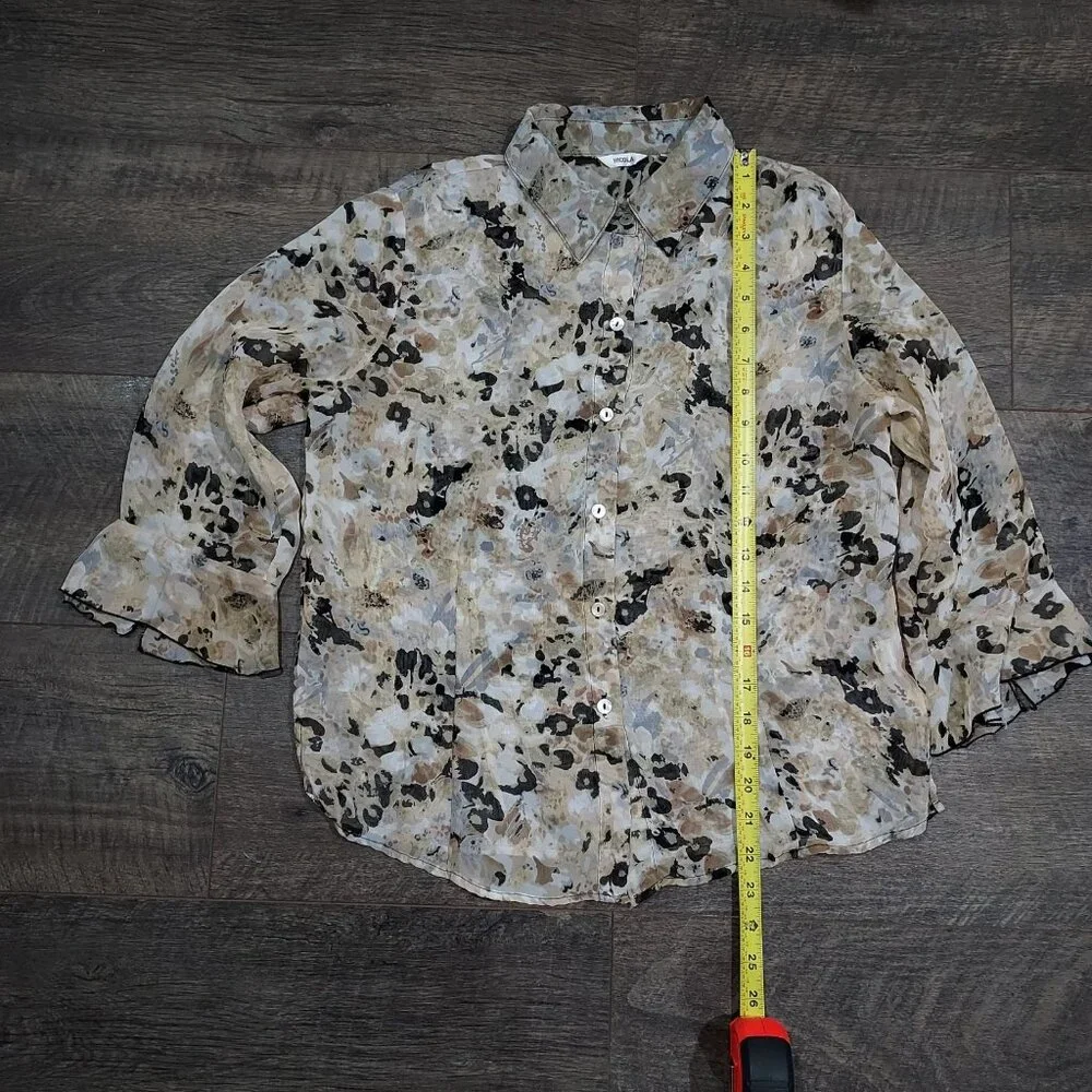 Nicola Woman Sheer Blouse with Ruffled Sleeves and Crinkle Tank Set Small - Picture 8 of 10